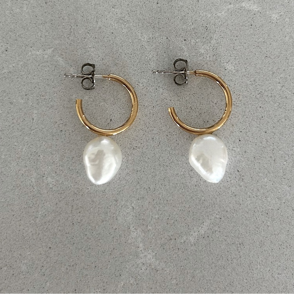 Baroque Pearl Hoop Earrings – Gold-Plated – Real Freshwater Pearls!